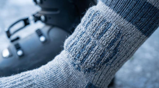 Bedste skistrømper til pasform i alpinstøvler: kompression og skinnebenspolstring