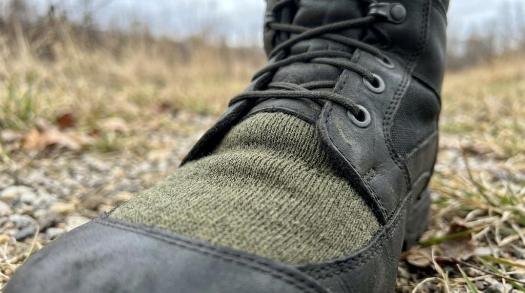 Kolde fødder i støvler? De 7 mest almindelige årsager – og hvordan sokker kan hjælpe