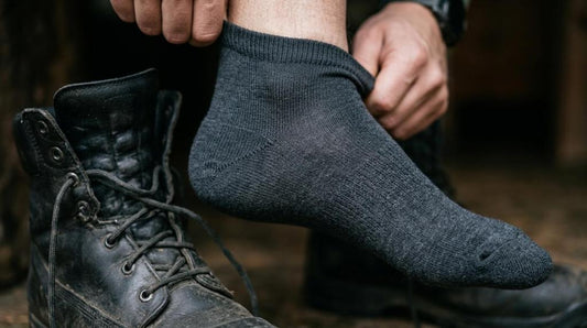 Linersokker i merino: køb guide til inderste lag mod friktion, vabler og våde fødder